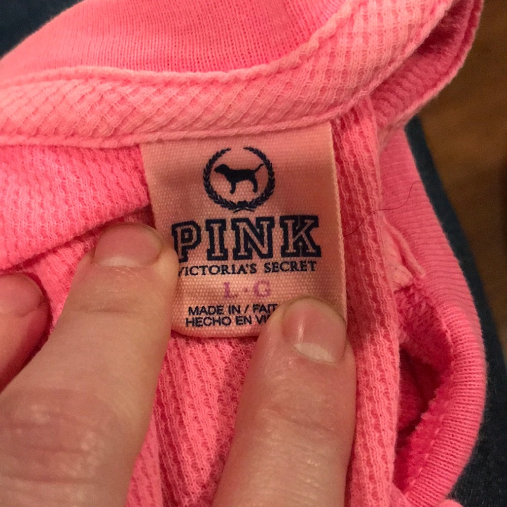 Pink tee - Picture 2 of 3